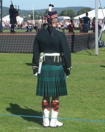 Ballatr-Games-Box-Pleat The Scottish Bonnet