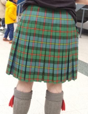 Box-Pleat-Alastair-Callum Box-Pleat-Alastair-Callum