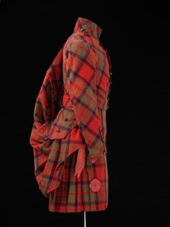 Kilt suit of Mackintosh clan tartan, c.1820 (H.TTA 20) Kilt suit of Mackintosh clan tartan, c.1820 (H.TTA 20)